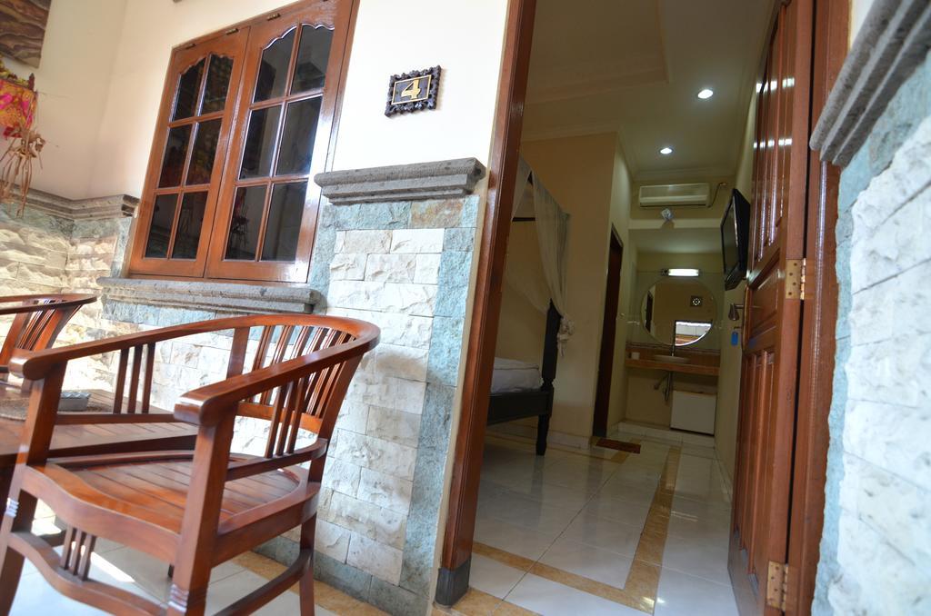 סמיניאק Lori Beach Inn מראה חיצוני תמונה